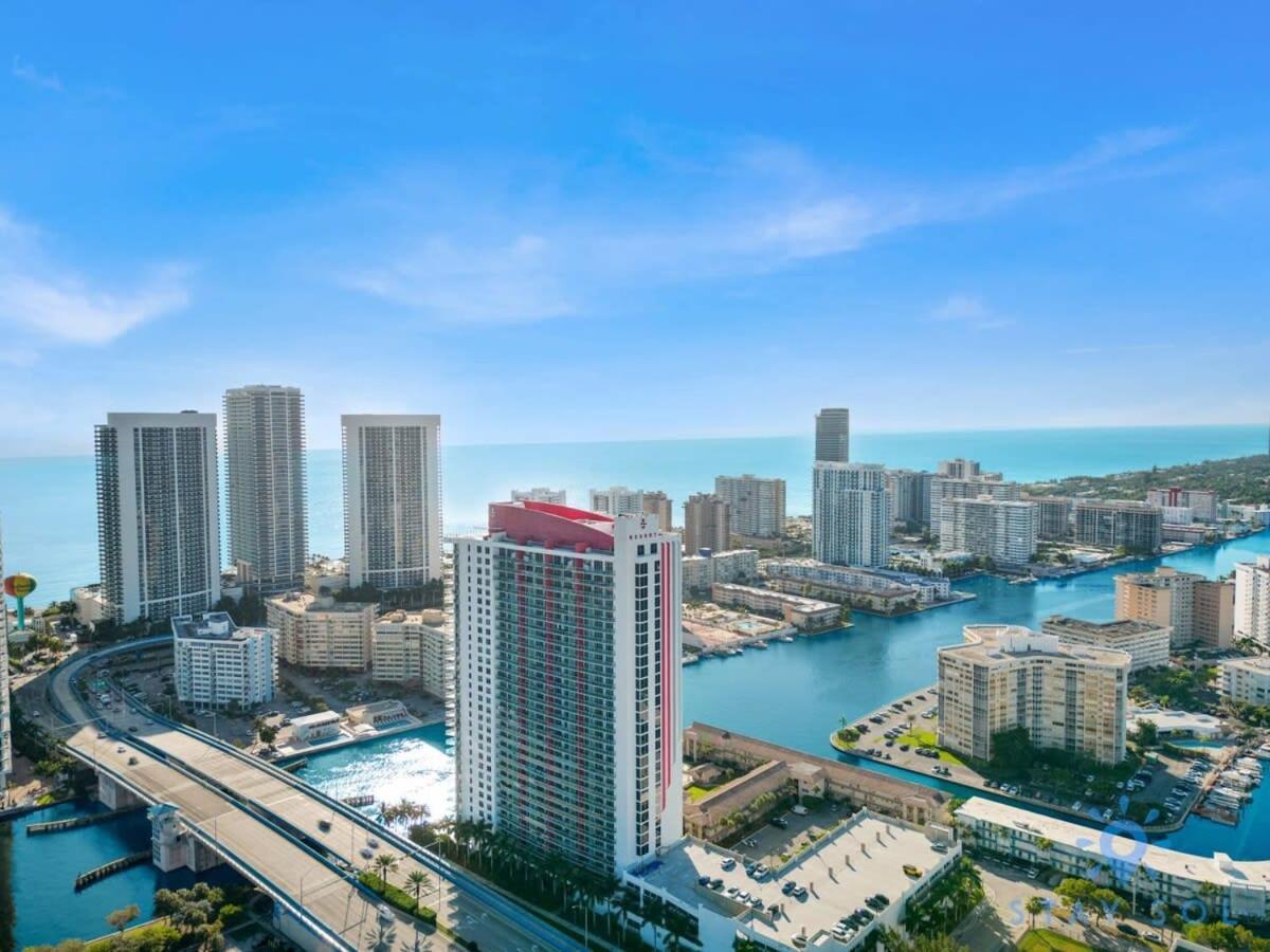 Pool - Infinity View - Balcony - Gym - Near Beach Hallandale Beach Exteriör bild